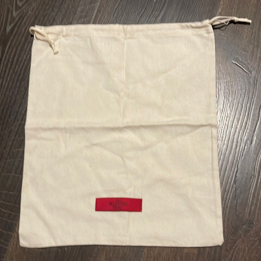 Valentino duster bag no stains no tears in excellent condition size 14x12